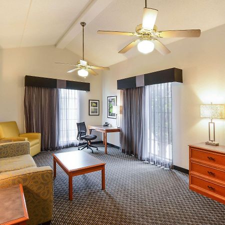 Quality Inn & Suites North Charleston - Ashley Phosphate Eksteriør bilde