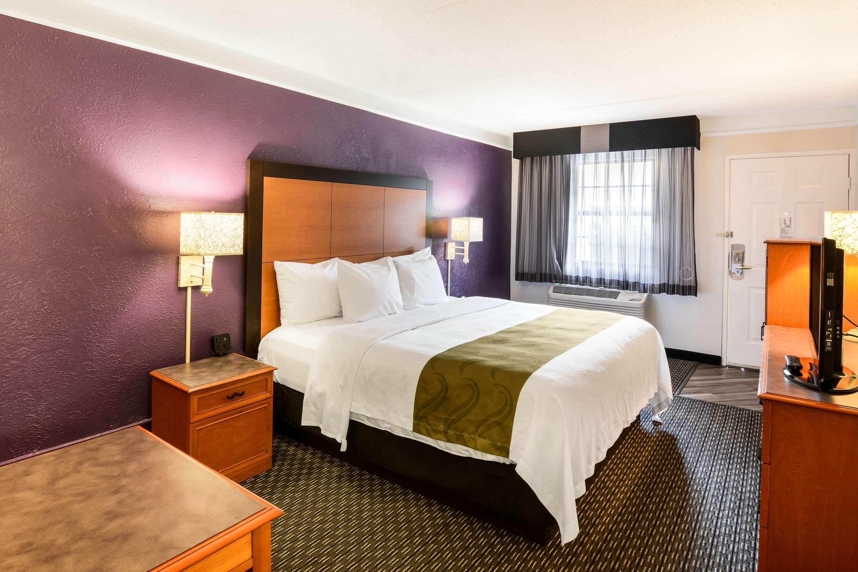 Quality Inn & Suites North Charleston - Ashley Phosphate Eksteriør bilde