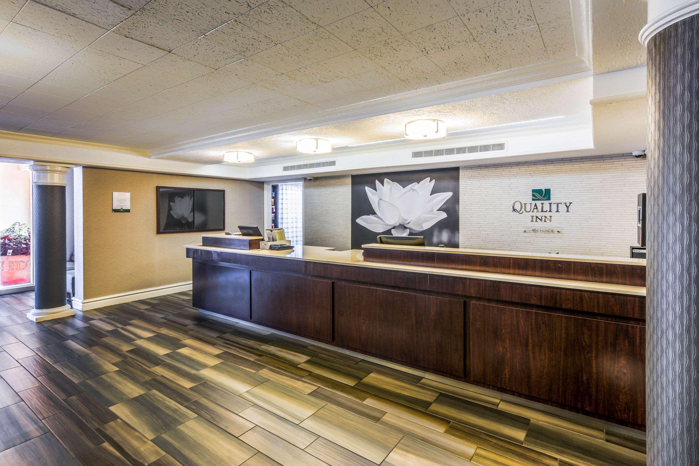 Quality Inn & Suites North Charleston - Ashley Phosphate Eksteriør bilde