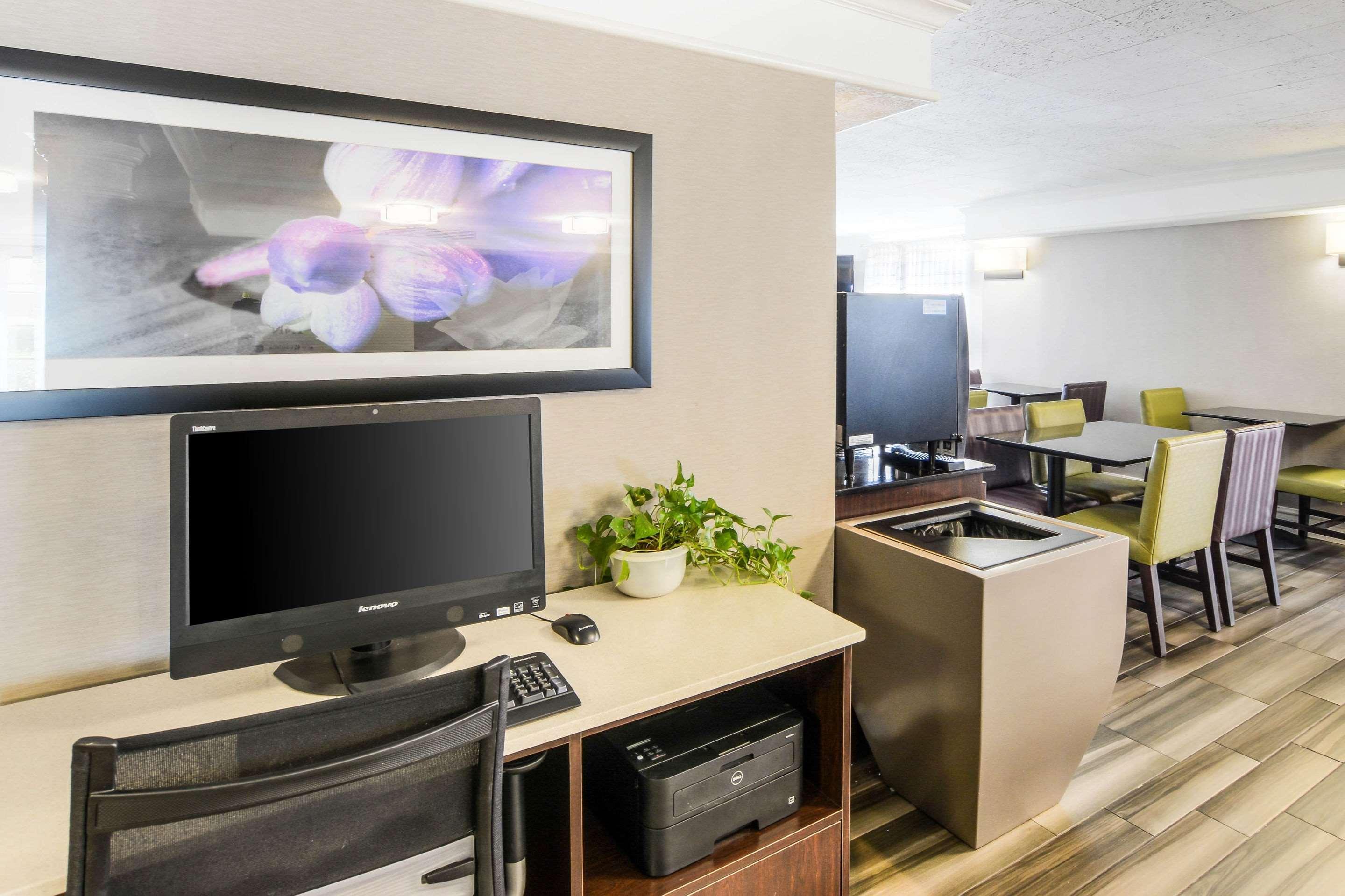 Quality Inn & Suites North Charleston - Ashley Phosphate Eksteriør bilde