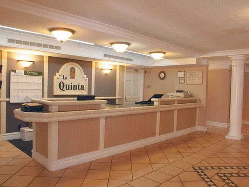 Quality Inn & Suites North Charleston - Ashley Phosphate Interiør bilde
