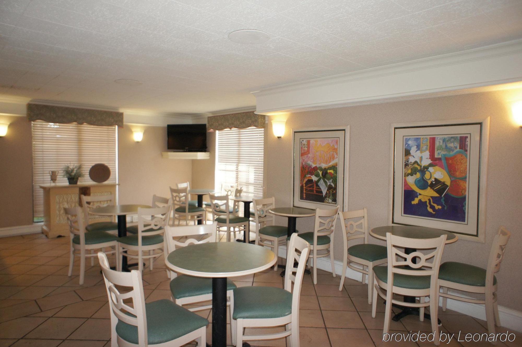 Quality Inn & Suites North Charleston - Ashley Phosphate Eksteriør bilde