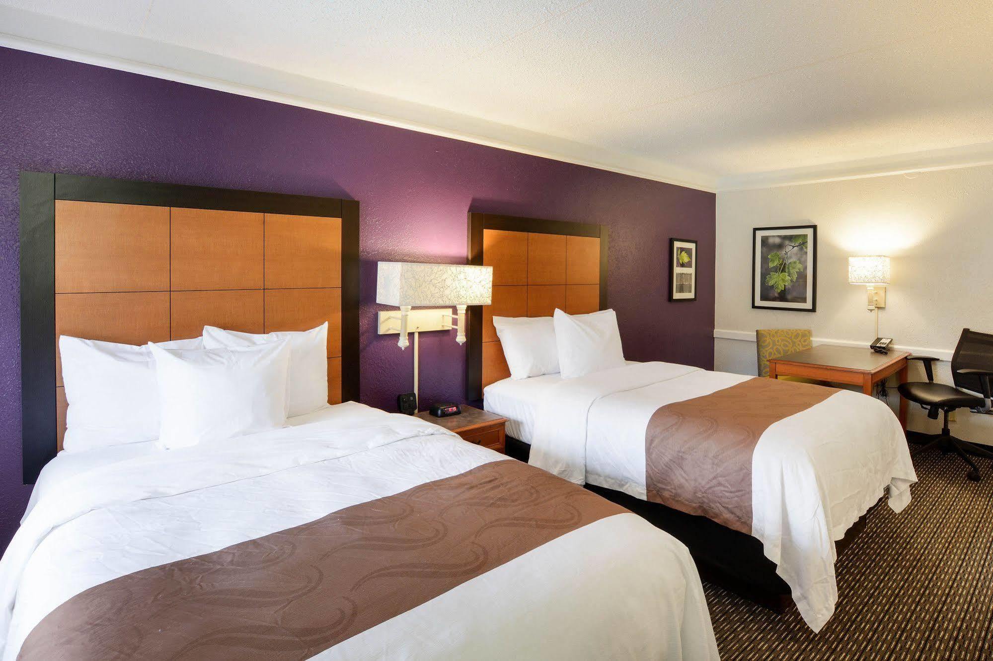 Quality Inn & Suites North Charleston - Ashley Phosphate Eksteriør bilde